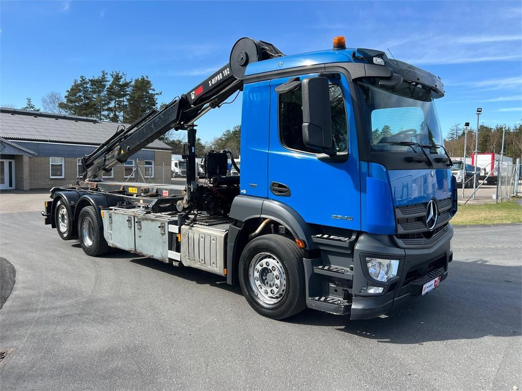 Mercedes-Benz Antos 2546 - Hiab 192 E kran - Camion container de gunoi: Foto 3 Mercedes-Benz Antos 2546 - Hiab 192 E kran - Camion container de gunoi: Foto 3