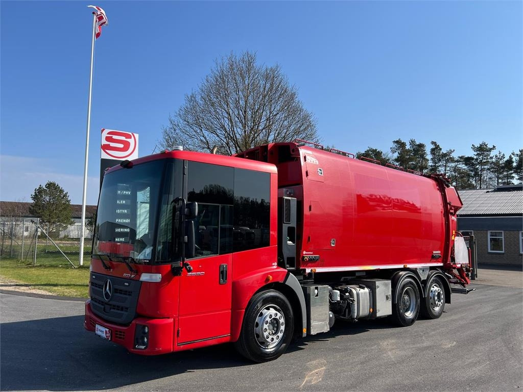 Mercedes-Benz Econic 2630L ENA 4 kammer NTM  - Autogunoiere: Foto 2 Mercedes-Benz Econic 2630L ENA 4 kammer NTM  - Autogunoiere: Foto 2