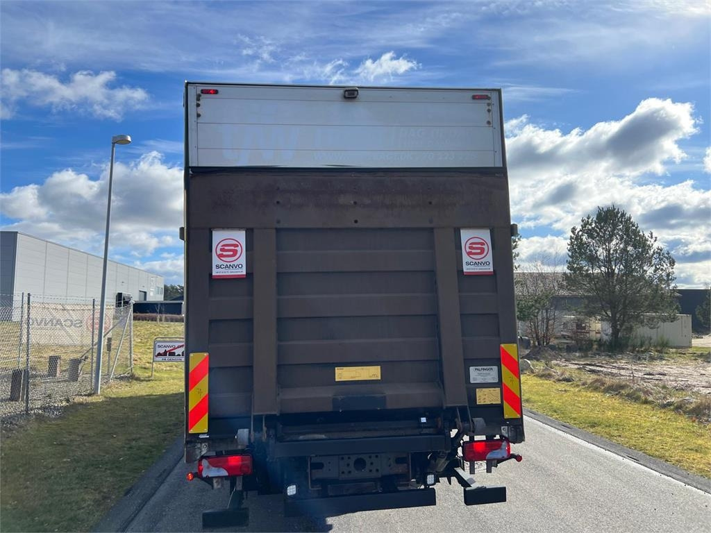 Scania P280 LB 6x2*4 MLB - 24 pallets - Camion cu prelată: Foto 3 Scania P280 LB 6x2*4 MLB - 24 pallets - Camion cu prelată: Foto 3