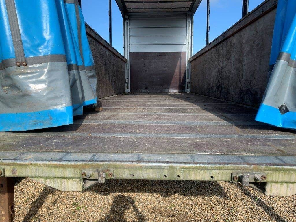 Wecon WPR 782 NVSGA 7820 mm gardin veksellad + hæve tag - Caroserie cu prelata: Foto 4 Wecon WPR 782 NVSGA 7820 mm gardin veksellad + hæve tag - Caroserie cu prelata: Foto 4