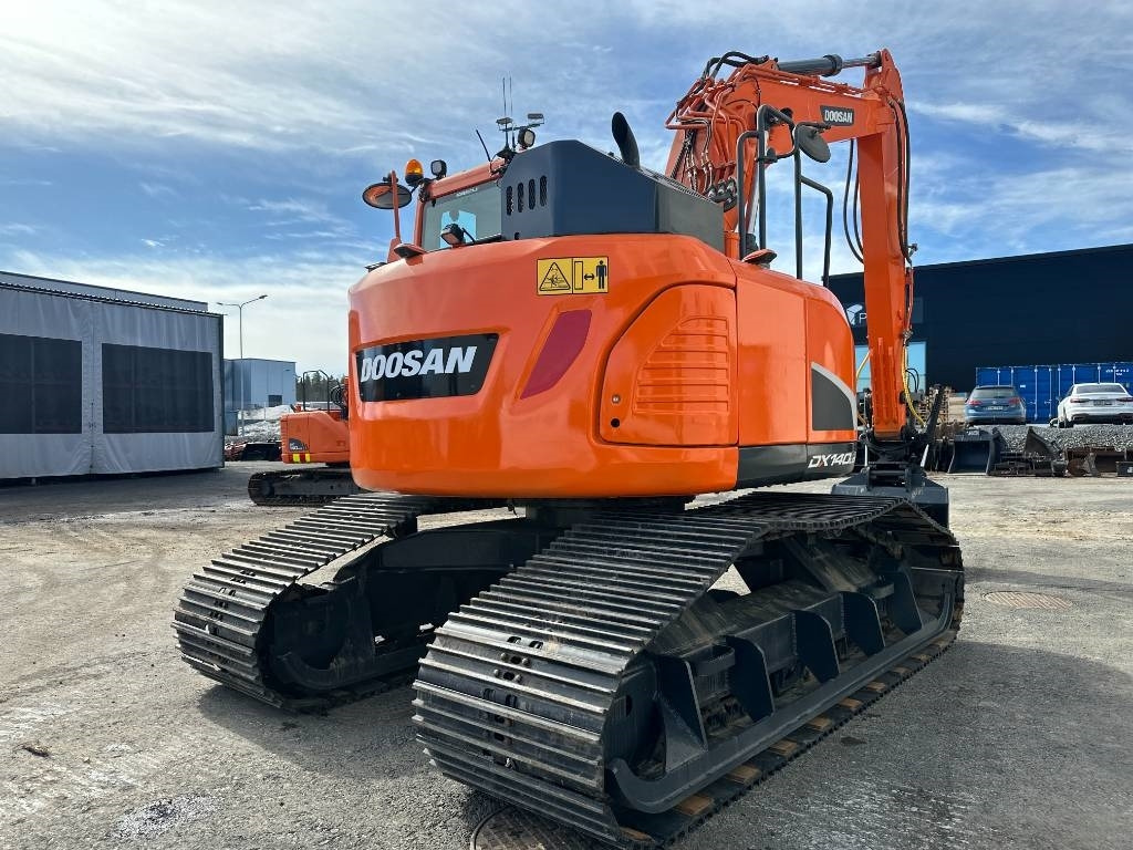 Doosan DX 140 LCR-5 metsäalusta - Excavator pe şenile: Foto 4 Doosan DX 140 LCR-5 metsäalusta - Excavator pe şenile: Foto 4
