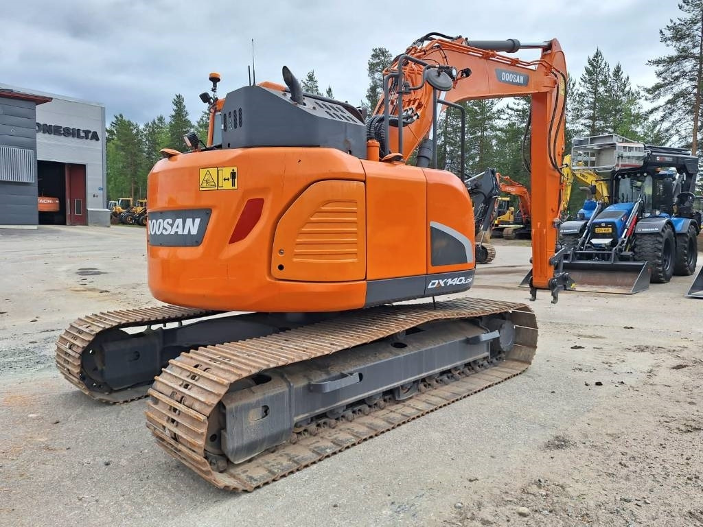 Doosan DX140LCR-5 - Excavator pe şenile: Foto 3 Doosan DX140LCR-5 - Excavator pe şenile: Foto 3
