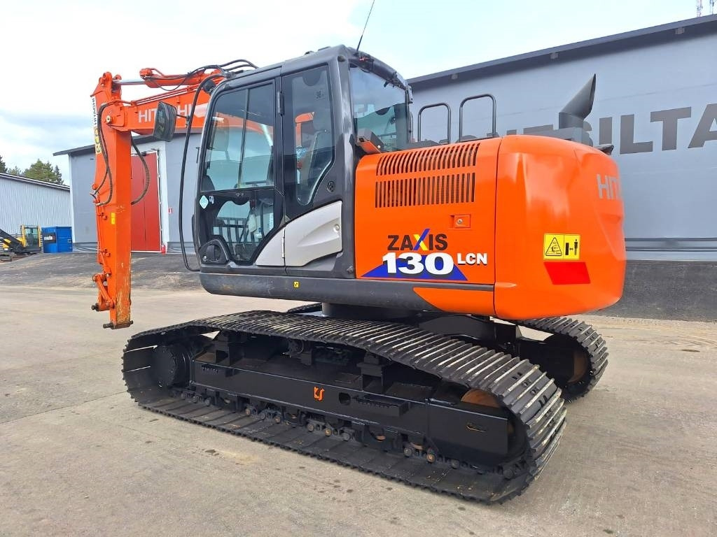Hitachi MYYTY! SOLD! ZX130LCN-6M -METSÄMALLI- - Excavator pe şenile: Foto 3 Hitachi MYYTY! SOLD! ZX130LCN-6M -METSÄMALLI- - Excavator pe şenile: Foto 3