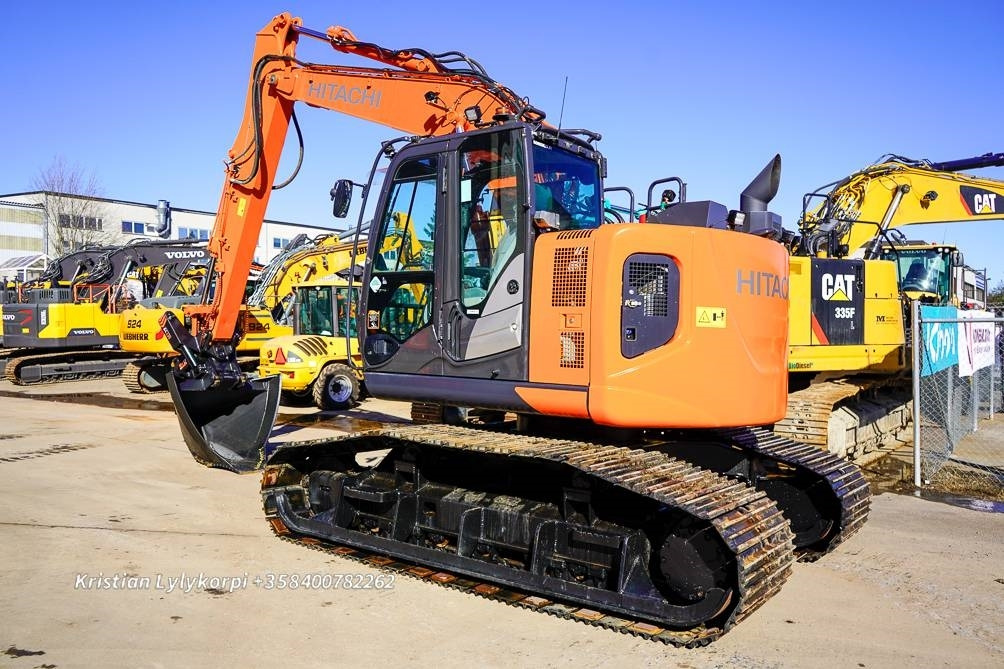 Hitachi ZX135US-6 METSÄALUSTALLA - Excavator pe şenile: Foto 2 Hitachi ZX135US-6 METSÄALUSTALLA - Excavator pe şenile: Foto 2