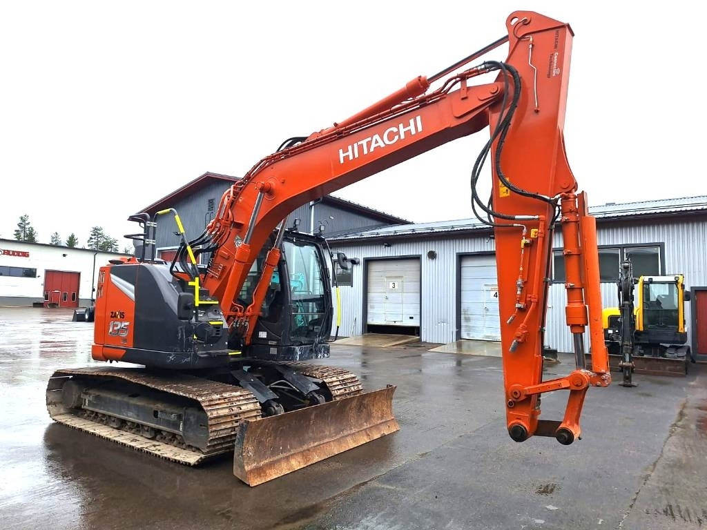 Hitachi ZX135USLC-7 PUSKULEVYLLÄ - Excavator pe şenile: Foto 5 Hitachi ZX135USLC-7 PUSKULEVYLLÄ - Excavator pe şenile: Foto 5