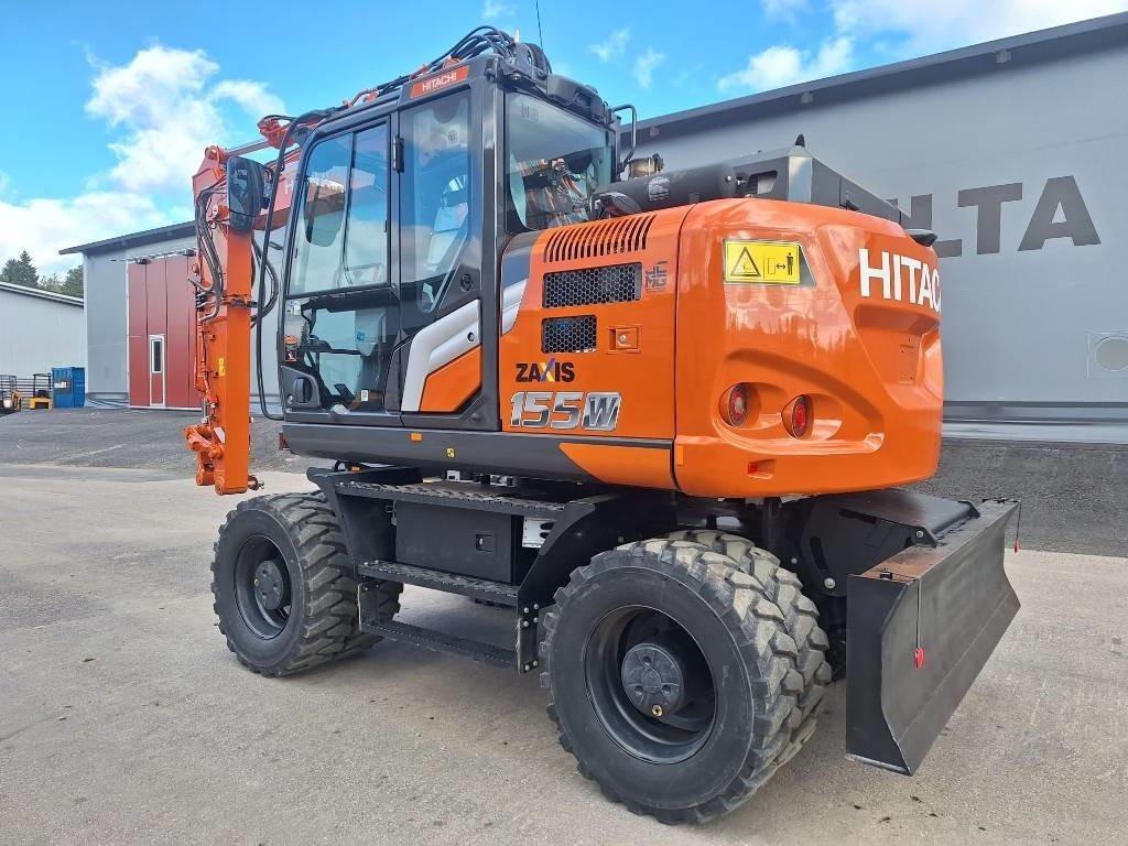 Hitachi ZX155W-7 -STAGE 5- VÄHÄN AJETTU - Excavator pe roţi: Foto 2 Hitachi ZX155W-7 -STAGE 5- VÄHÄN AJETTU - Excavator pe roţi: Foto 2