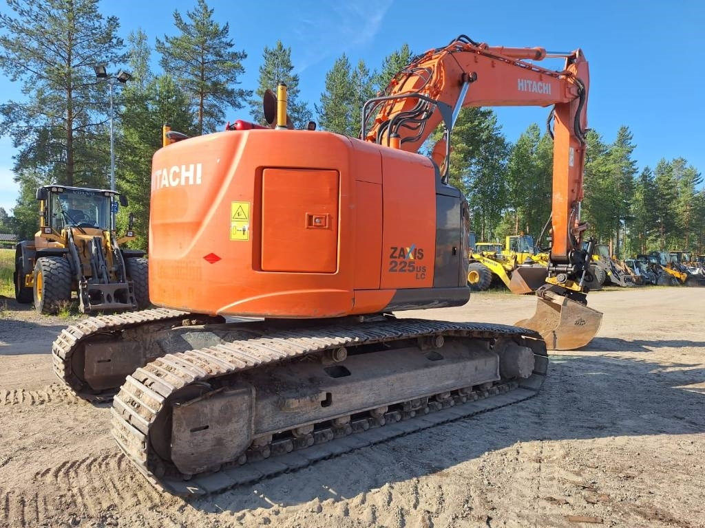 Hitachi ZX225USLC-5 - Excavator pe şenile: Foto 2 Hitachi ZX225USLC-5 - Excavator pe şenile: Foto 2
