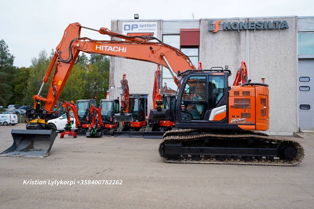 Hitachi ZX225USLC-7 ENGCON JA NOVATRON  - Excavator pe şenile: Foto 1 Hitachi ZX225USLC-7 ENGCON JA NOVATRON  - Excavator pe şenile: Foto 1