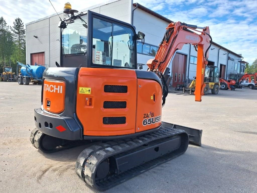 Hitachi ZX65USB-5  - Mini excavator: Foto 4 Hitachi ZX65USB-5  - Mini excavator: Foto 4