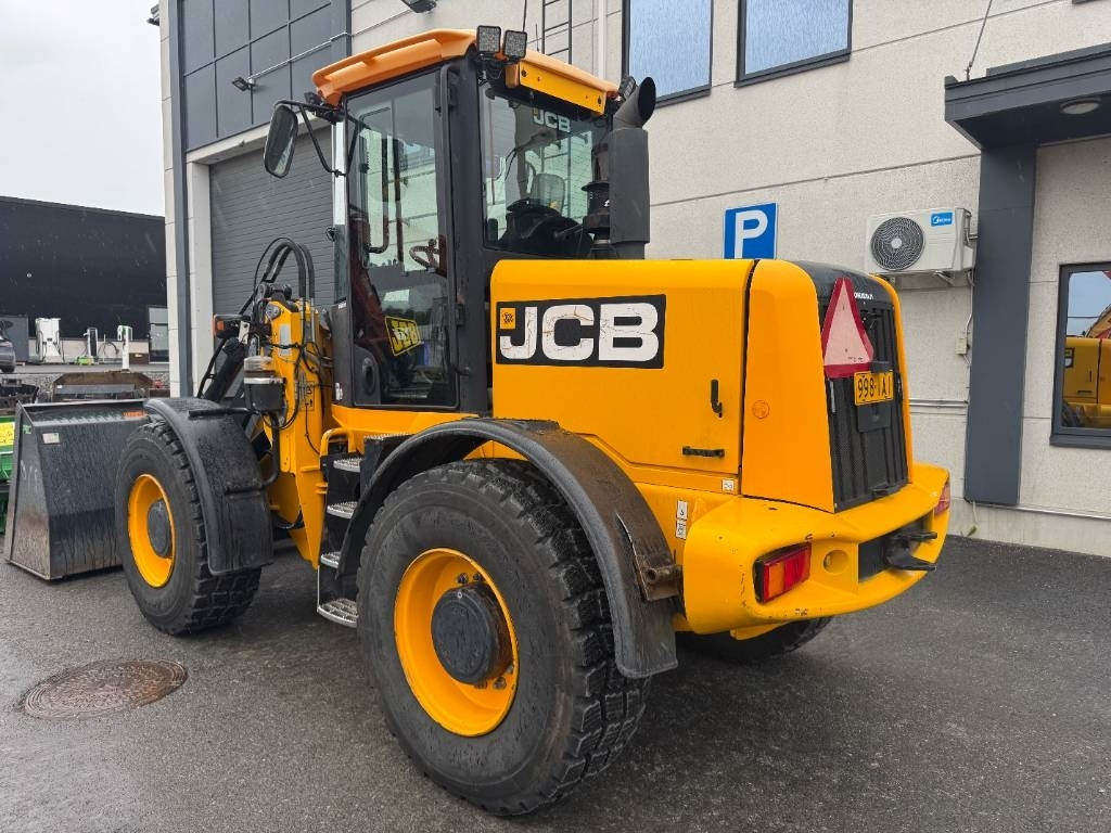 JCB MYYTY! SOLD! 416 HT HYVÄT VARUSTEET - Încărcător frontal pe pneuri: Foto 4 JCB MYYTY! SOLD! 416 HT HYVÄT VARUSTEET - Încărcător frontal pe pneuri: Foto 4