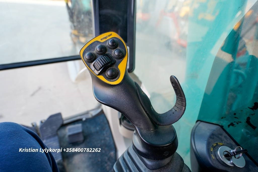Excavator pe şenile Kobelco SK230SRLC-5E STAGE V: Foto 16