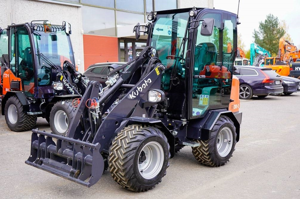 Kubota RT210-2 UUSI - Încărcător articulat: Foto 2 Kubota RT210-2 UUSI - Încărcător articulat: Foto 2