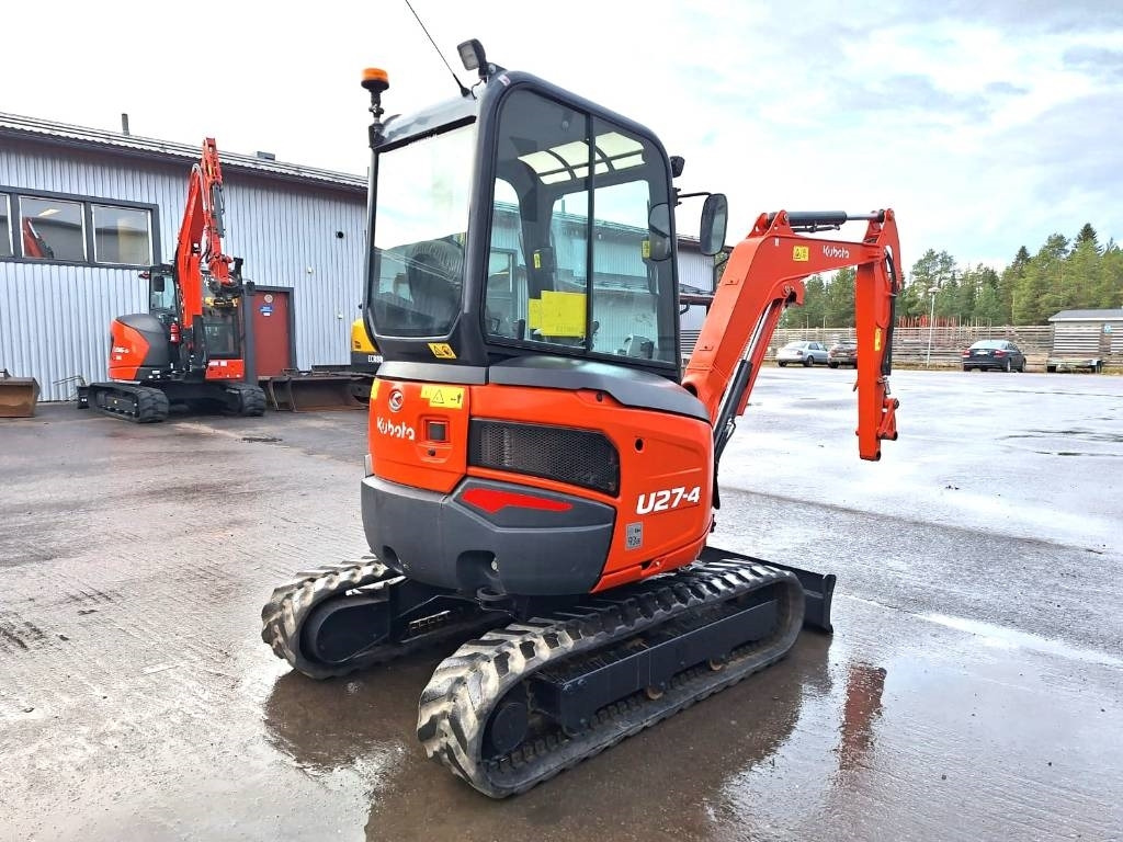 Kubota U27-4 HUOLLETTU - Mini excavator: Foto 4 Kubota U27-4 HUOLLETTU - Mini excavator: Foto 4