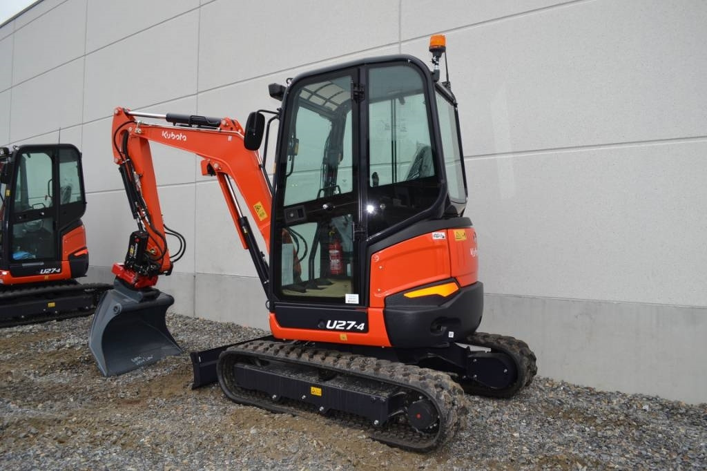 Kubota U27-4 UUSI, PYÖRITTÄJÄLLÄ - Mini excavator: Foto 2 Kubota U27-4 UUSI, PYÖRITTÄJÄLLÄ - Mini excavator: Foto 2