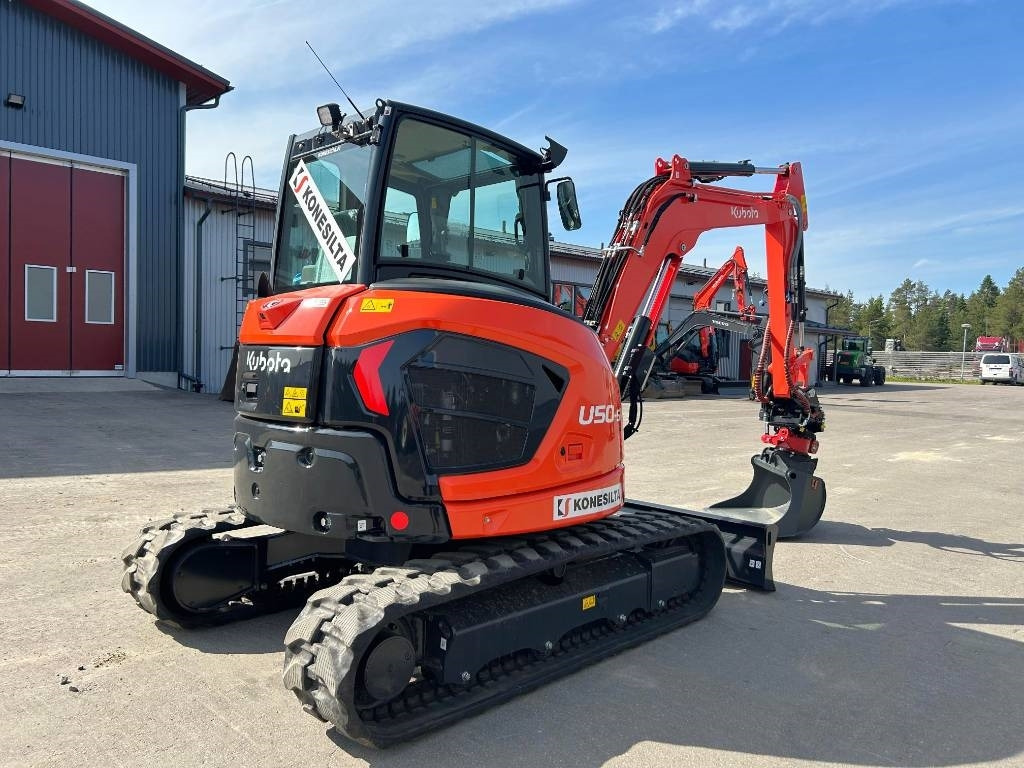 Kubota U50-5 DEMO PYÖRITTÄJÄLLÄ - Mini excavator: Foto 4 Kubota U50-5 DEMO PYÖRITTÄJÄLLÄ - Mini excavator: Foto 4