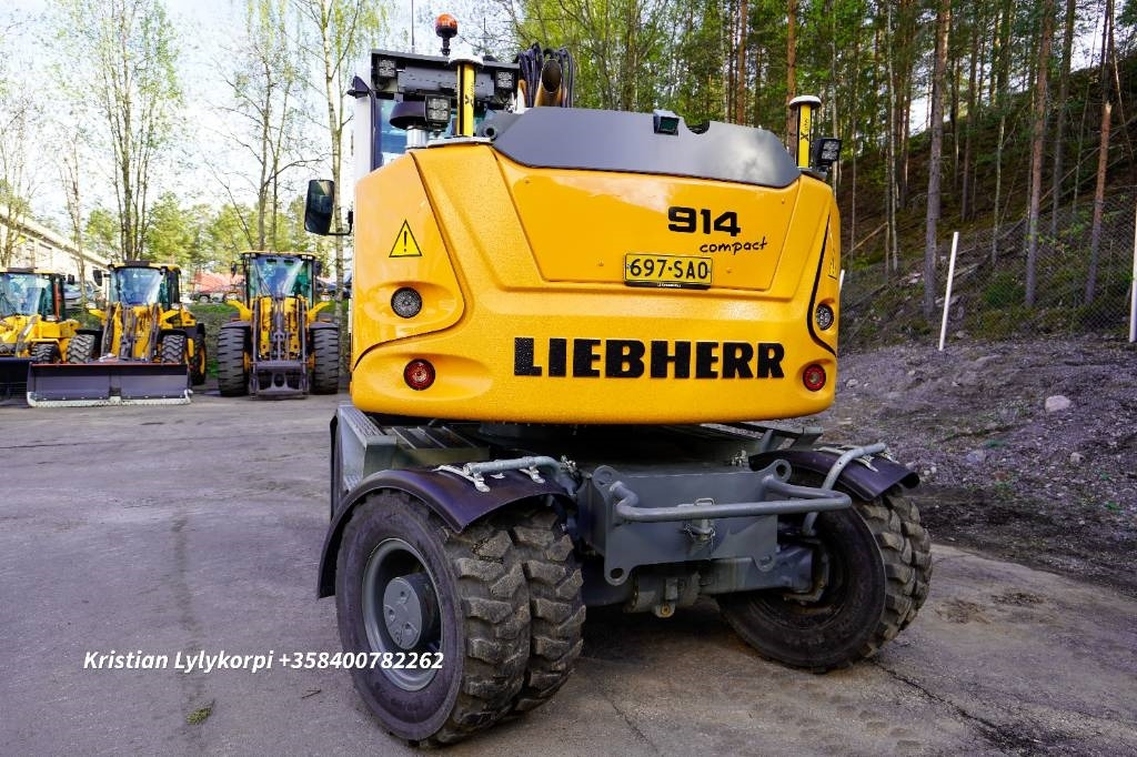 Liebherr A914C NOVATRON 3D MYYTY! SOLD! - Excavator pe roţi: Foto 3 Liebherr A914C NOVATRON 3D MYYTY! SOLD! - Excavator pe roţi: Foto 3