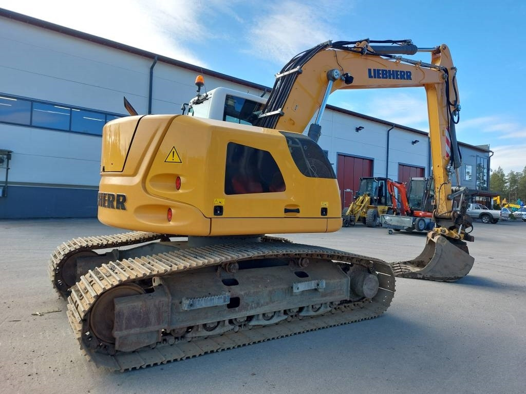 Liebherr MYYTY! SOLD! R914 COMPACT - Excavator pe şenile: Foto 4 Liebherr MYYTY! SOLD! R914 COMPACT - Excavator pe şenile: Foto 4