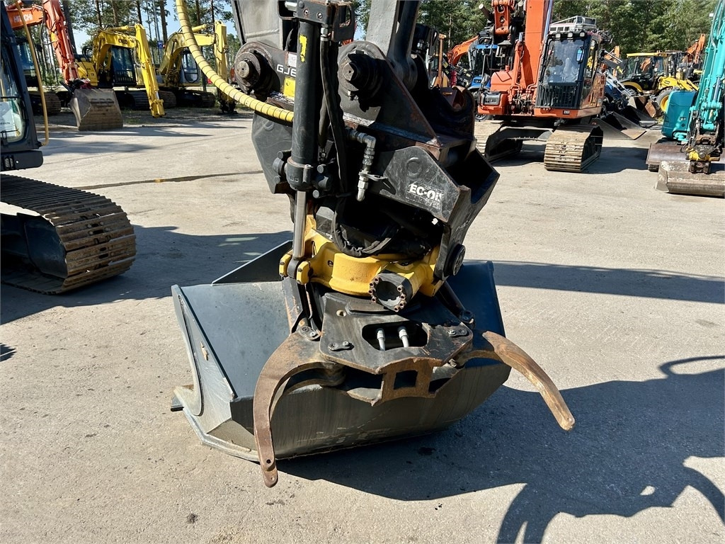 Leasing de Volvo EC180DL PYÖRITTÄJÄLLÄ Volvo EC180DL PYÖRITTÄJÄLLÄ: Foto 10 Leasing de Volvo EC180DL PYÖRITTÄJÄLLÄ Volvo EC180DL PYÖRITTÄJÄLLÄ: Foto 10