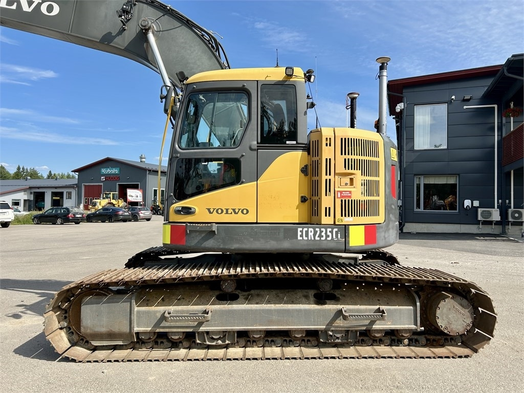 Volvo ECR235CL PYÖRITTÄJÄ, 3D-LAITTEET - Excavator pe şenile: Foto 2 Volvo ECR235CL PYÖRITTÄJÄ, 3D-LAITTEET - Excavator pe şenile: Foto 2