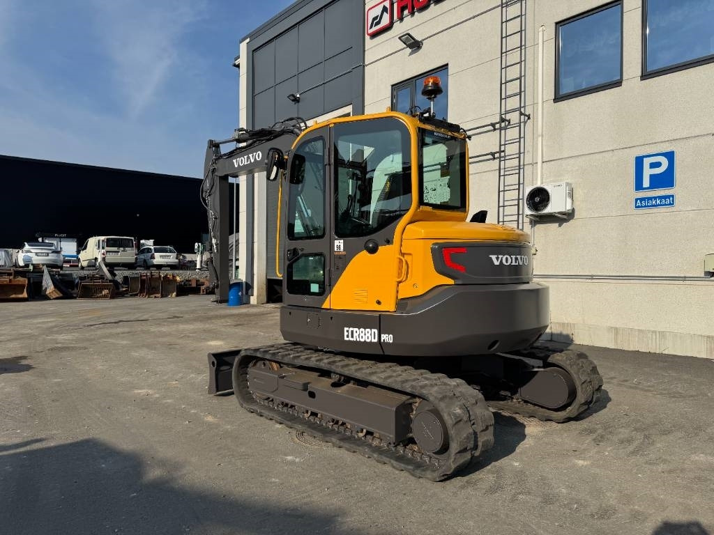 Volvo ECR88D PRO VÄHÄN AJETTU - Mini excavator: Foto 3 Volvo ECR88D PRO VÄHÄN AJETTU - Mini excavator: Foto 3