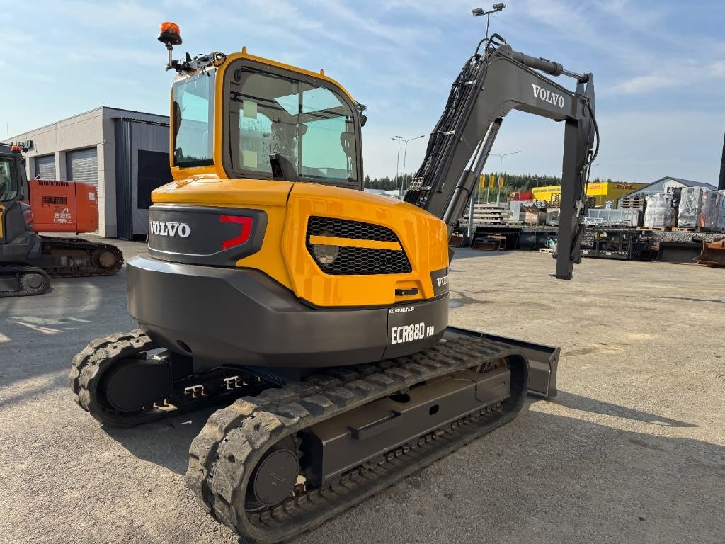 Volvo ECR88D PRO VÄHÄN AJETTU - Mini excavator: Foto 5 Volvo ECR88D PRO VÄHÄN AJETTU - Mini excavator: Foto 5