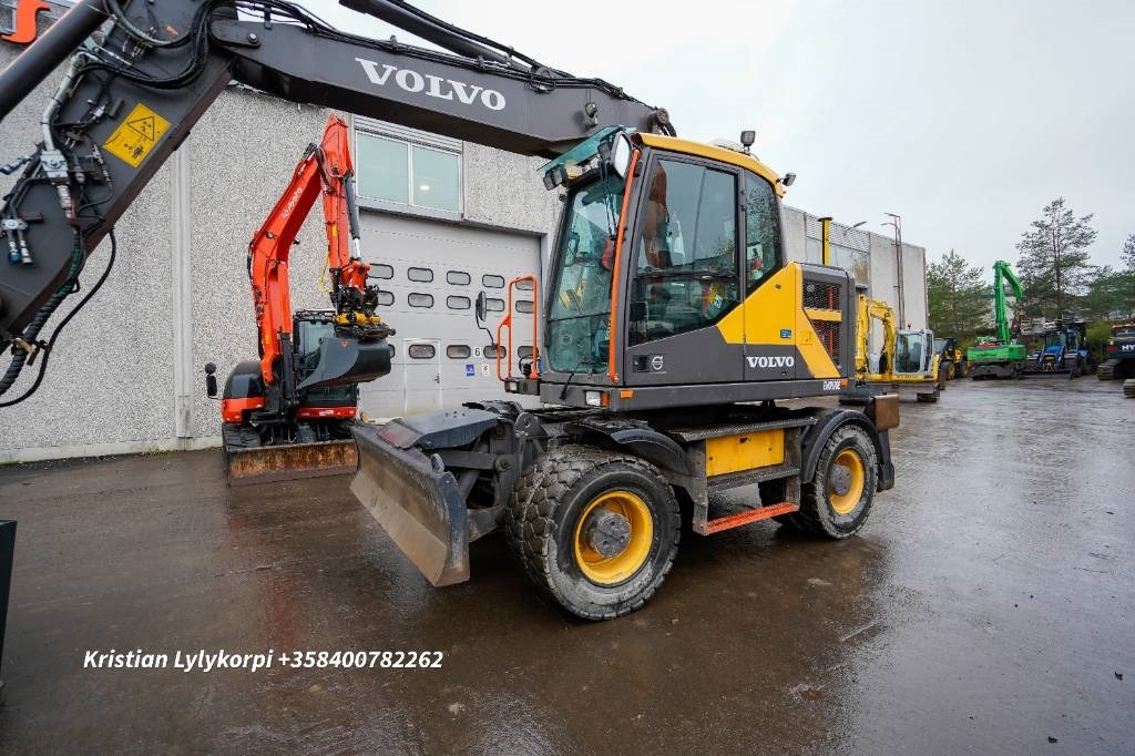 Excavator pe roţi nou Volvo EWR170E STAGE V NOVATRON 3D: Foto 11