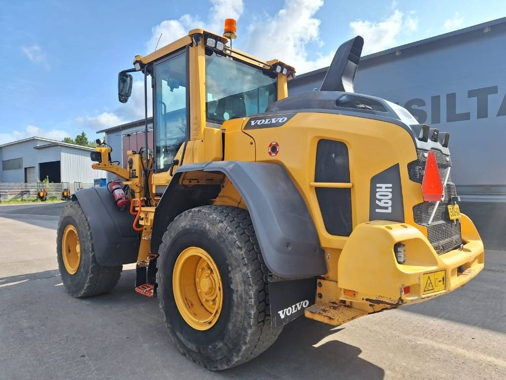 Volvo L60H VÄHÄN AJETTU - Încărcător frontal pe pneuri: Foto 2 Volvo L60H VÄHÄN AJETTU - Încărcător frontal pe pneuri: Foto 2