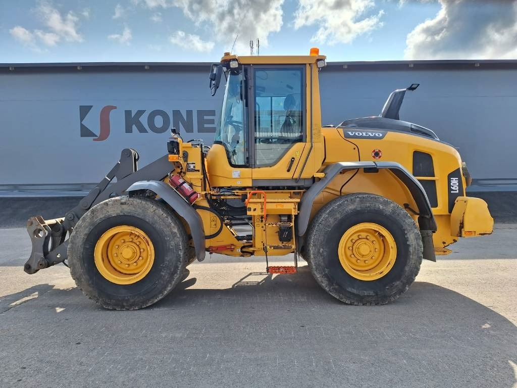 Volvo L60H VÄHÄN AJETTU - Încărcător frontal pe pneuri: Foto 1 Volvo L60H VÄHÄN AJETTU - Încărcător frontal pe pneuri: Foto 1