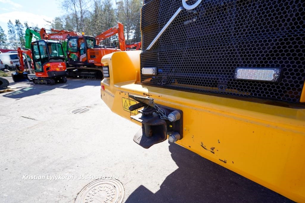 Încărcător frontal pe pneuri Volvo L90H STAGE V: Foto 21