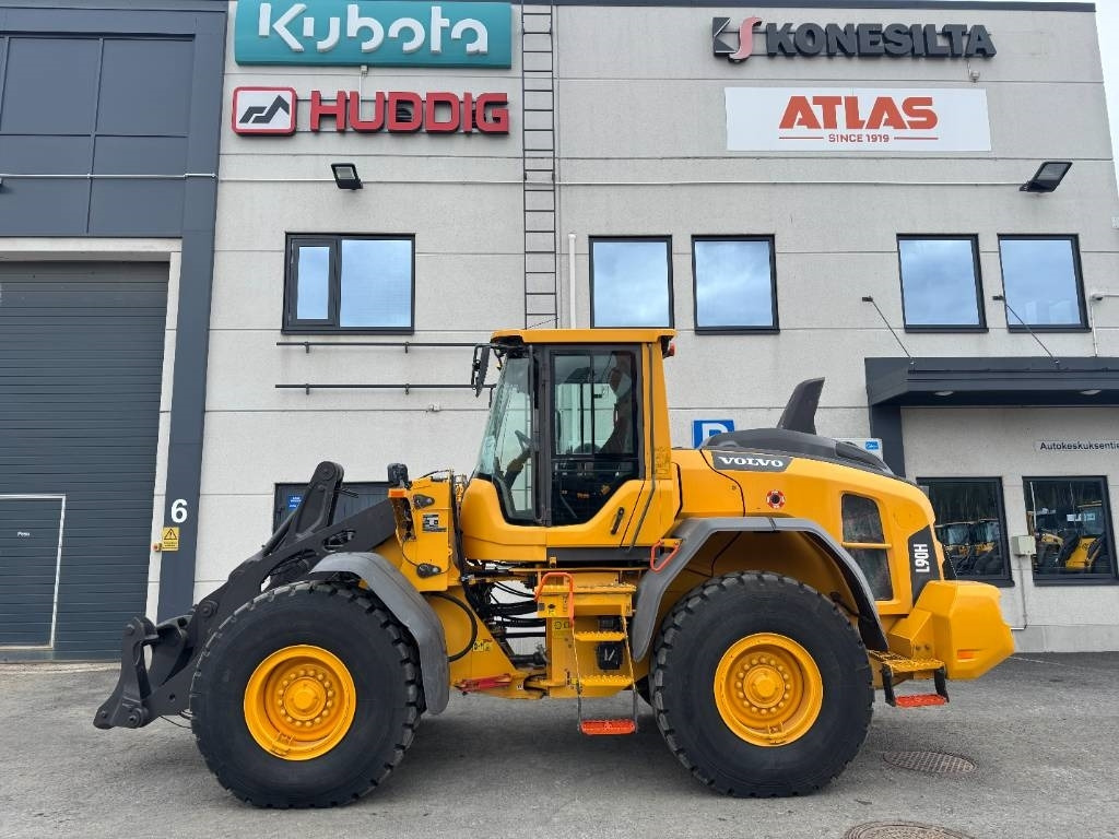 Volvo L90H UUSILLA RENKAILLA - Încărcător frontal pe pneuri: Foto 1 Volvo L90H UUSILLA RENKAILLA - Încărcător frontal pe pneuri: Foto 1