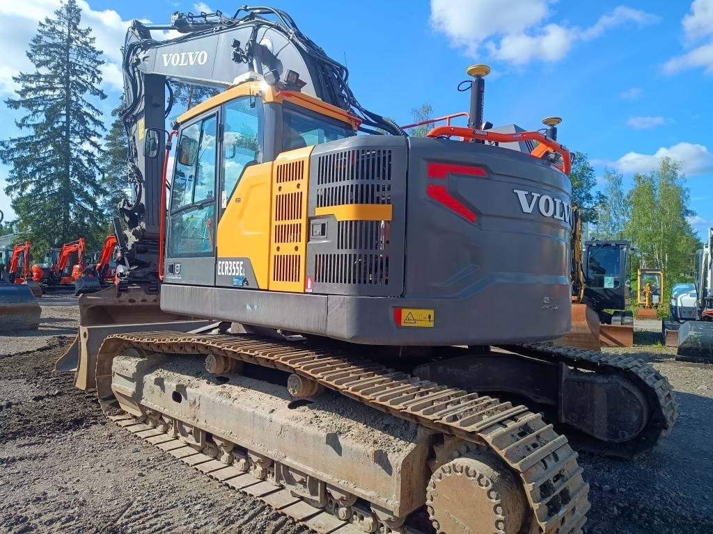 Volvo MYYTY! SOLD! ECR355E DOZER PYÖRITTÄJÄLLÄ - Excavator pe şenile: Foto 3 Volvo MYYTY! SOLD! ECR355E DOZER PYÖRITTÄJÄLLÄ - Excavator pe şenile: Foto 3