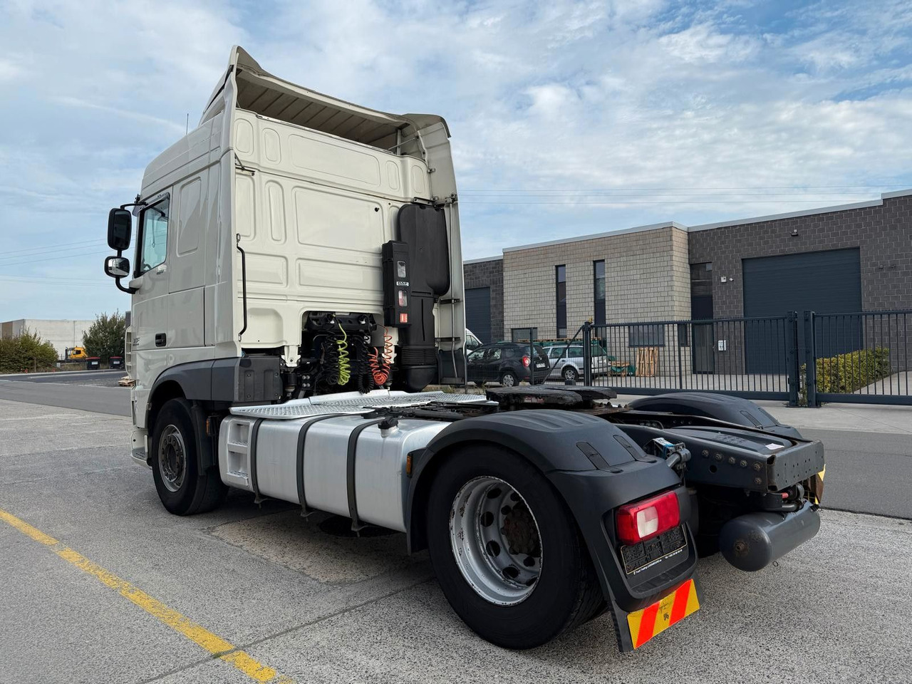 DAF XF460FT. 2 x Tank. Klima. EU6. - Cap tractor: Foto 3 DAF XF460FT. 2 x Tank. Klima. EU6. - Cap tractor: Foto 3