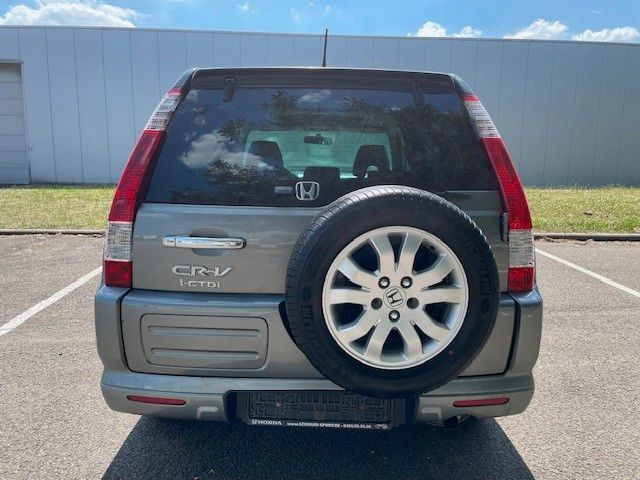 Honda CR-V 2.2i-CTDi Executive. Klima. Navi. Leder. CC - SUV: Foto 4 Honda CR-V 2.2i-CTDi Executive. Klima. Navi. Leder. CC - SUV: Foto 4