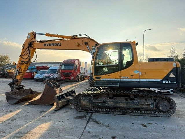 Hyundai Robex 160LC-9. ZSA. 2 Löffel. Klima. - Excavator pe şenile: Foto 1 Hyundai Robex 160LC-9. ZSA. 2 Löffel. Klima. - Excavator pe şenile: Foto 1
