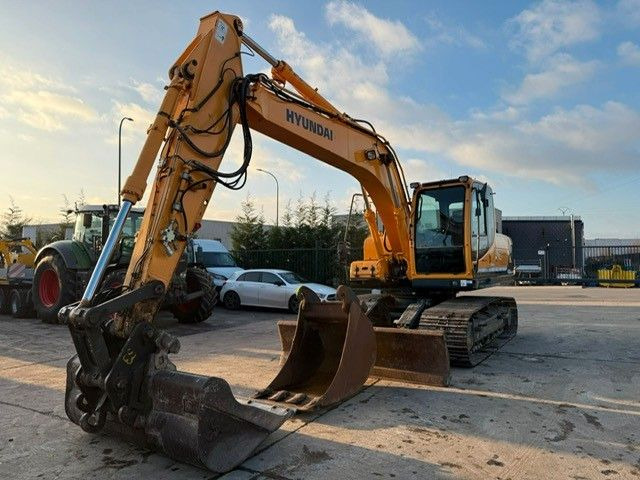 Hyundai Robex 160LC-9. ZSA. 2 Löffel. Klima. - Excavator pe şenile: Foto 2 Hyundai Robex 160LC-9. ZSA. 2 Löffel. Klima. - Excavator pe şenile: Foto 2