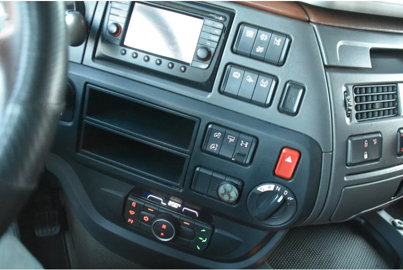 Cap tractor DAF XF 530 SSC 4x2 - RETARDER - PARK. AIRCO - 2 x FUEL TANKS - ALCOA'S - LED - TOP CONDITION -: Foto 13