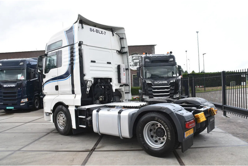 MAN TGX 18.420 - EURO 6 - ADR FL - PARK. AIRCO - NAVI - PTO - XENON LIGHTS - TOP CONDITION - - Cap tractor: Foto 3 MAN TGX 18.420 - EURO 6 - ADR FL - PARK. AIRCO - NAVI - PTO - XENON LIGHTS - TOP CONDITION - - Cap tractor: Foto 3
