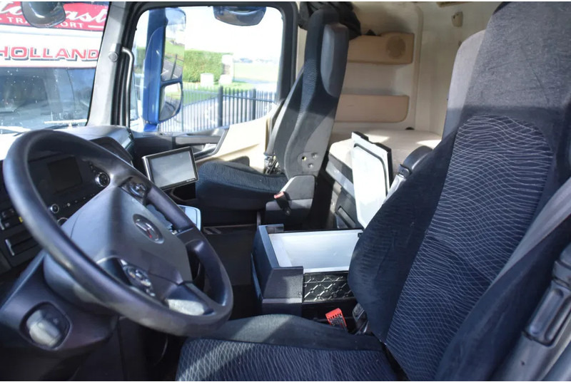 Mercedes-Benz Actros 2548 6x2/4 - EURO 6 - AIRCO - CAB HEATER - 2 BEDS - DIFF. LOCK - GOOD CONDITION - - Cap tractor: Foto 5 Mercedes-Benz Actros 2548 6x2/4 - EURO 6 - AIRCO - CAB HEATER - 2 BEDS - DIFF. LOCK - GOOD CONDITION - - Cap tractor: Foto 5