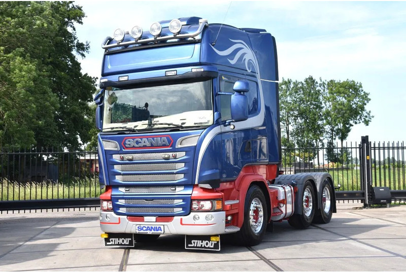 Scania R520 V8 TL 6x2/4MNB - RETARDER - FULL AIR - PARK. AIRCO - 2 x FUEL TANKS - ALCOA DURA BRIGHT - GOOD CONDITION - - Cap tractor: Foto 2 Scania R520 V8 TL 6x2/4MNB - RETARDER - FULL AIR - PARK. AIRCO - 2 x FUEL TANKS - ALCOA DURA BRIGHT - GOOD CONDITION - - Cap tractor: Foto 2