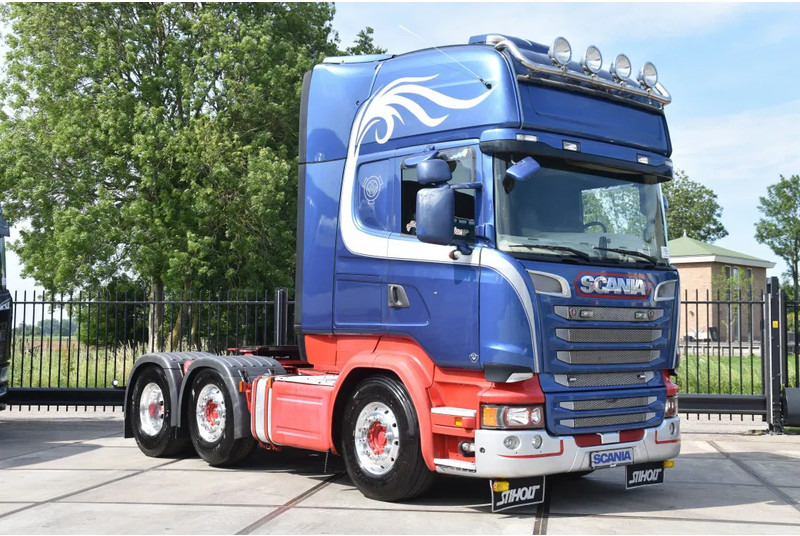 Scania R520 V8 TL 6x2/4MNB - RETARDER - FULL AIR - PARK. AIRCO - 2 x FUEL TANKS - ALCOA DURA BRIGHT - GOOD CONDITION - - Cap tractor: Foto 1 Scania R520 V8 TL 6x2/4MNB - RETARDER - FULL AIR - PARK. AIRCO - 2 x FUEL TANKS - ALCOA DURA BRIGHT - GOOD CONDITION - - Cap tractor: Foto 1