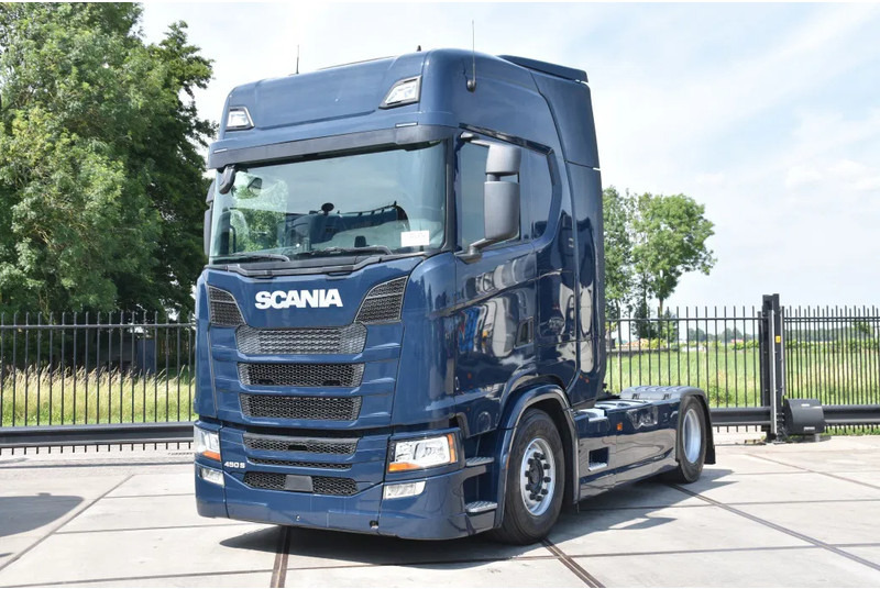 Scania S450 NGS 4x2NB - FULL AIR - 757 TKM - RETARDER - PARK. AIRCO - 2 x FUEL TANKS - TOP CONDITION - - Cap tractor: Foto 2 Scania S450 NGS 4x2NB - FULL AIR - 757 TKM - RETARDER - PARK. AIRCO - 2 x FUEL TANKS - TOP CONDITION - - Cap tractor: Foto 2