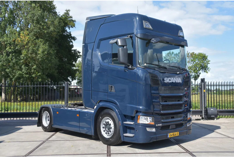 Scania S450 NGS 4x2NB - FULL AIR - RETARDER - ACC - AIRCO - 2 x FUEL TANKS - TOP CONDITION - - Cap tractor: Foto 1 Scania S450 NGS 4x2NB - FULL AIR - RETARDER - ACC - AIRCO - 2 x FUEL TANKS - TOP CONDITION - - Cap tractor: Foto 1