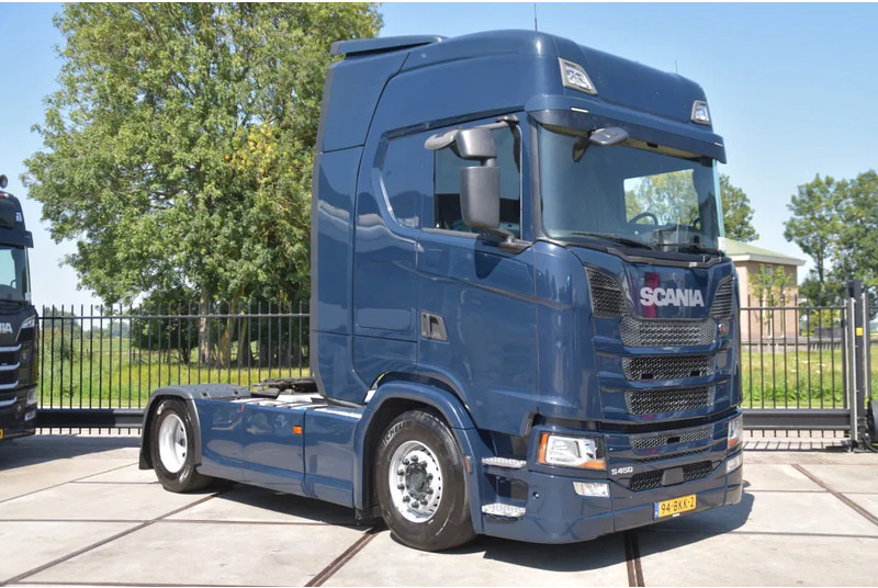 Scania S450 NGS 4x2NB - FULL AIR - RETARDER - ACC - AIRCO - 2 x FUEL TANKS - TOP CONDITION - - Cap tractor: Foto 1 Scania S450 NGS 4x2NB - FULL AIR - RETARDER - ACC - AIRCO - 2 x FUEL TANKS - TOP CONDITION - - Cap tractor: Foto 1