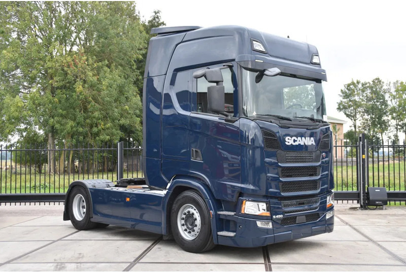 Scania S450 NGS 4x2NB - FULL AIR - RETARDER - ACC - PARK. AIRCO - 2 x FUEL TANKS - TOP CONDITION - - Cap tractor: Foto 1 Scania S450 NGS 4x2NB - FULL AIR - RETARDER - ACC - PARK. AIRCO - 2 x FUEL TANKS - TOP CONDITION - - Cap tractor: Foto 1