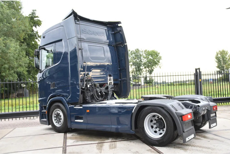 Scania S450 NGS 4x2NB - FULL AIR - RETARDER - ACC - PARK. AIRCO - 2 x FUEL TANKS - TOP CONDITION - - Cap tractor: Foto 3 Scania S450 NGS 4x2NB - FULL AIR - RETARDER - ACC - PARK. AIRCO - 2 x FUEL TANKS - TOP CONDITION - - Cap tractor: Foto 3
