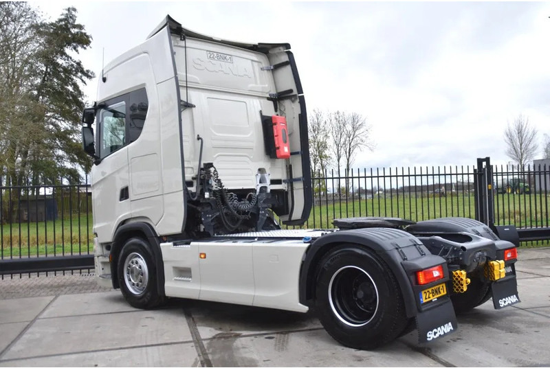 Scania S450 NGS 4x2NB - NEW TACHO - ADR FL - FULL AIR - PTO - RETARDER - 659 TKM - 4 POINT AIR SUSP. REAR - 2 x FUEL TANKS - LED LIGHTS - Cap tractor: Foto 3 Scania S450 NGS 4x2NB - NEW TACHO - ADR FL - FULL AIR - PTO - RETARDER - 659 TKM - 4 POINT AIR SUSP. REAR - 2 x FUEL TANKS - LED LIGHTS - Cap tractor: Foto 3