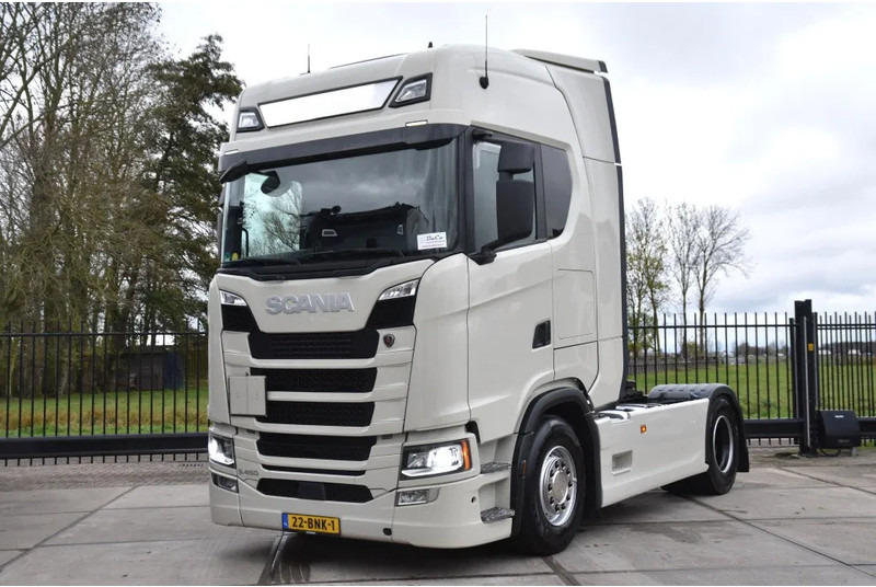 Scania S450 NGS 4x2NB - NEW TACHO - ADR FL - FULL AIR - PTO - RETARDER - 659 TKM - 4 POINT AIR SUSP. REAR - 2 x FUEL TANKS - LED LIGHTS - Cap tractor: Foto 2 Scania S450 NGS 4x2NB - NEW TACHO - ADR FL - FULL AIR - PTO - RETARDER - 659 TKM - 4 POINT AIR SUSP. REAR - 2 x FUEL TANKS - LED LIGHTS - Cap tractor: Foto 2