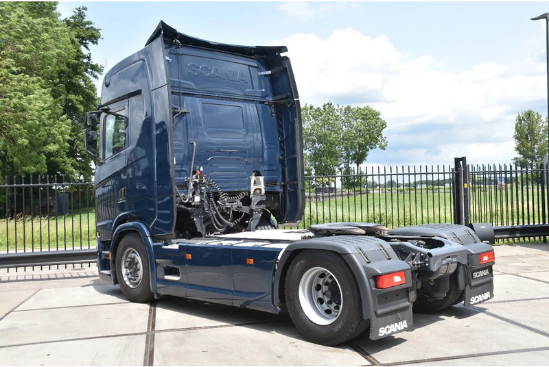 Scania S450 NGS 4x2NB - RETARDER - 746 TKM - FULL AIR - AIRCO - 2 x FUEL TANKS - TOP CONDITION - - Cap tractor: Foto 3 Scania S450 NGS 4x2NB - RETARDER - 746 TKM - FULL AIR - AIRCO - 2 x FUEL TANKS - TOP CONDITION - - Cap tractor: Foto 3