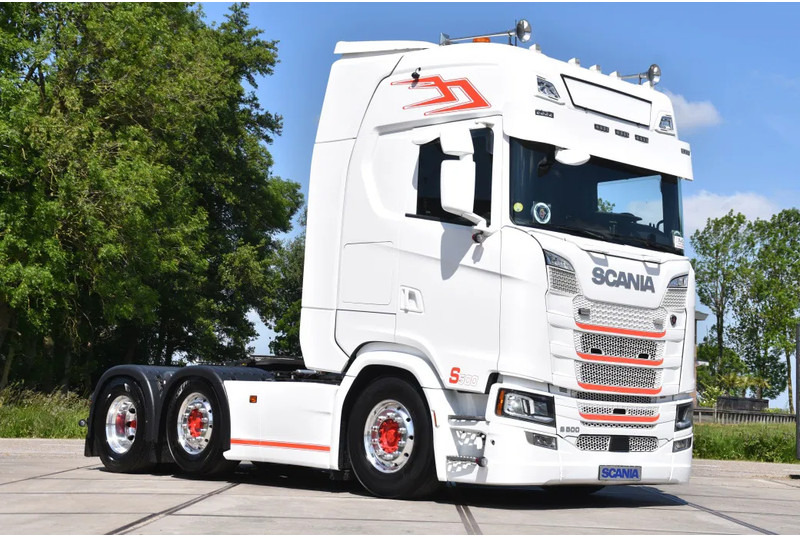 Scania S500 NGS 6x2/4NB - RETARDER - FULL AIR - PARK. AIRCO - LEATHER SEATS - SLIDING FIFTH WHEEL - EXCELLENT CONDITION - - Cap tractor: Foto 1 Scania S500 NGS 6x2/4NB - RETARDER - FULL AIR - PARK. AIRCO - LEATHER SEATS - SLIDING FIFTH WHEEL - EXCELLENT CONDITION - - Cap tractor: Foto 1