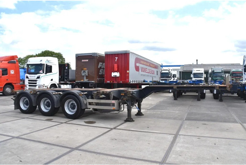 Pacton T3-010 - 2 x LIFT AXLE - BPW AXLES - DRUM BRAKES - 2 x EXTENDABLE - - Semiremorcă transport containere/ Swap body: Foto 5 Pacton T3-010 - 2 x LIFT AXLE - BPW AXLES - DRUM BRAKES - 2 x EXTENDABLE - - Semiremorcă transport containere/ Swap body: Foto 5